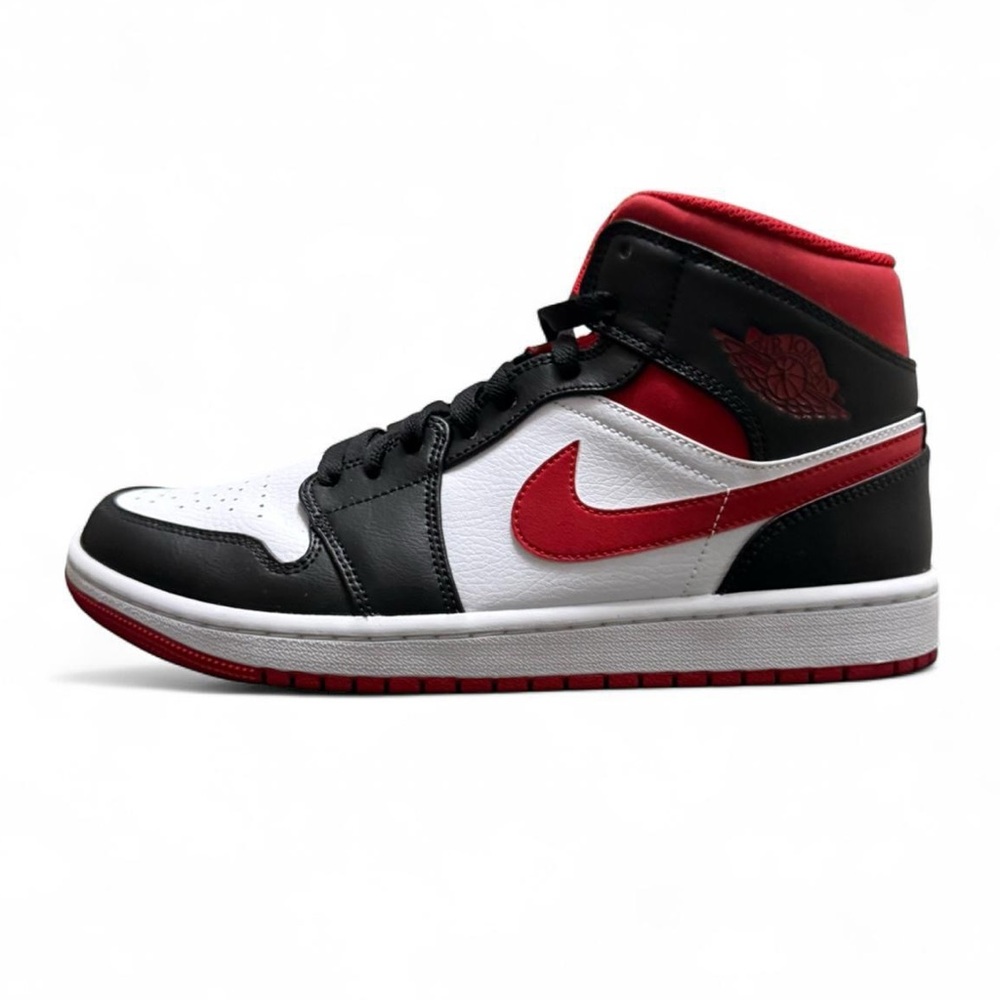 Air Jordan 1 Mid Gym Red Black White US Woman 10 Unisex Worn Twice W Box